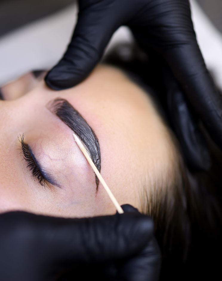 MicroBloding Eyebrows
